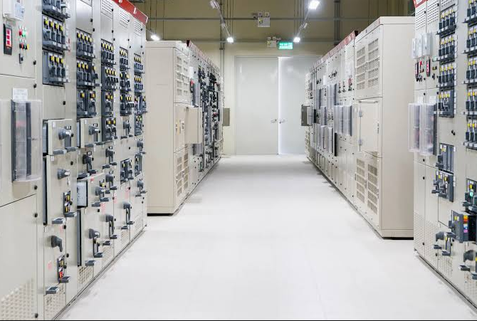 How to Choose the Right Enclosed Switchgear for Your Electrical System